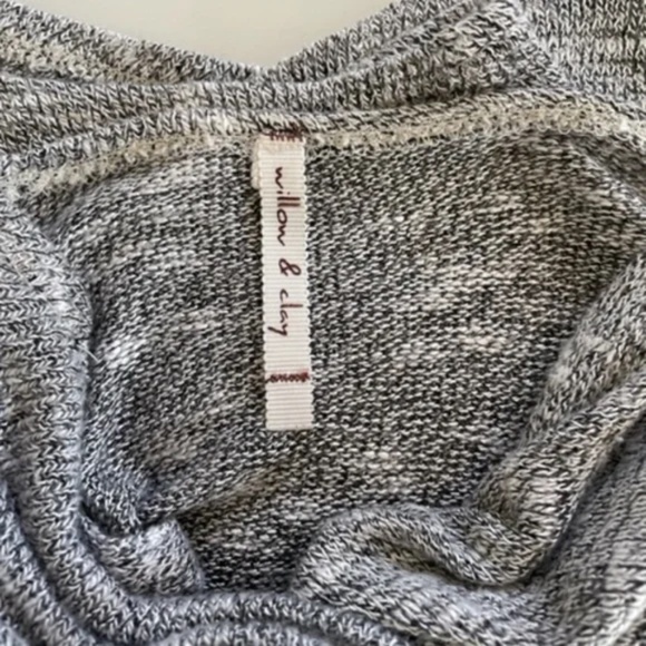 Willow & Clay | Made In USA Light Grey & White Cardigan, Size XS/S - Picture 6 of 9